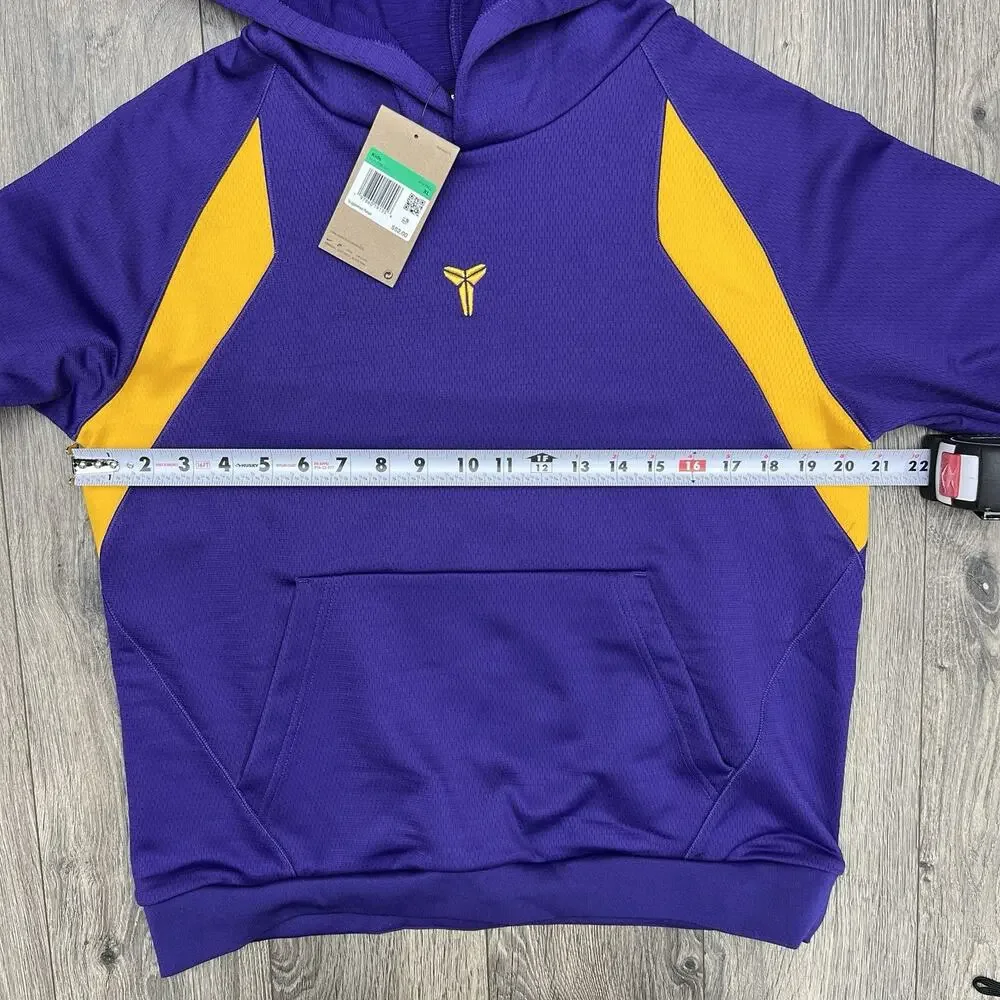 Nike Kobe Hoodie Size XL Big Kids Court Purple Gold Therma Fit Pullover $52